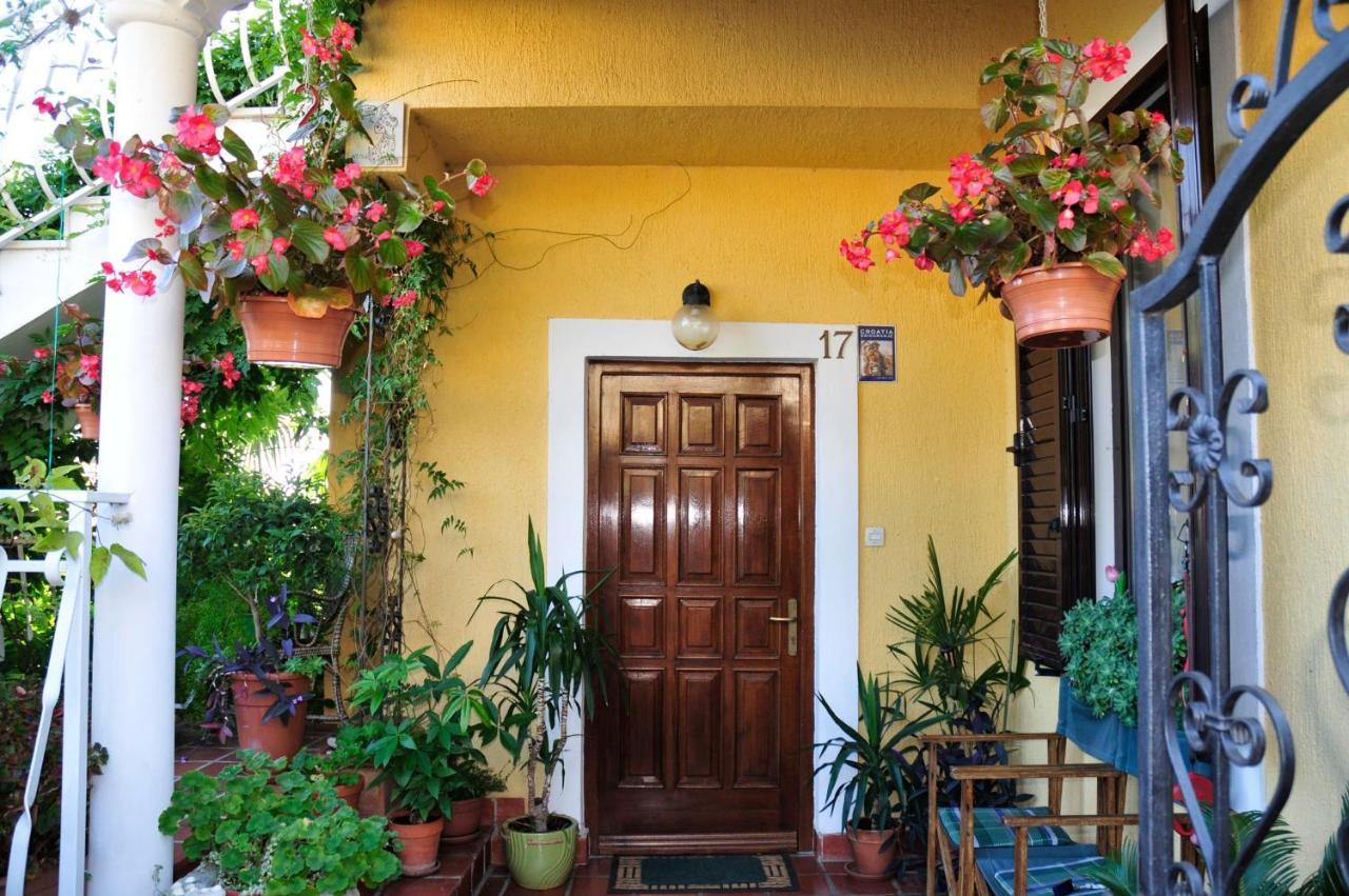 Apartments Villa Zara ลอฟราน ภายนอก รูปภาพ