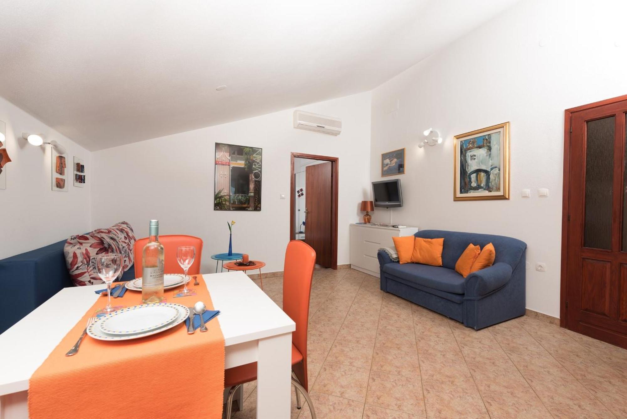 Apartments Villa Zara ลอฟราน ภายนอก รูปภาพ
