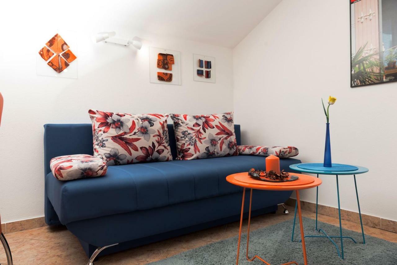 Apartments Villa Zara ลอฟราน ภายนอก รูปภาพ
